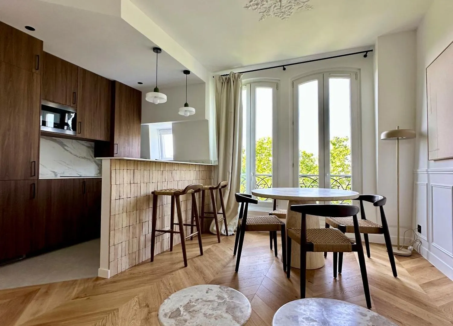 Paris 17 Elegance And Light Monceau And Batignolles Appartement Frankrijk