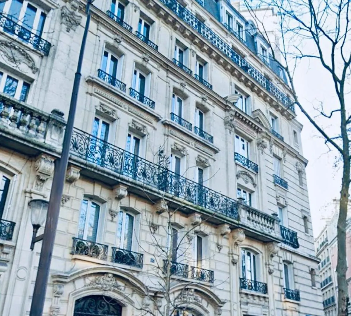 Paris 17 Elegance And Light Monceau And Batignolles Apartment